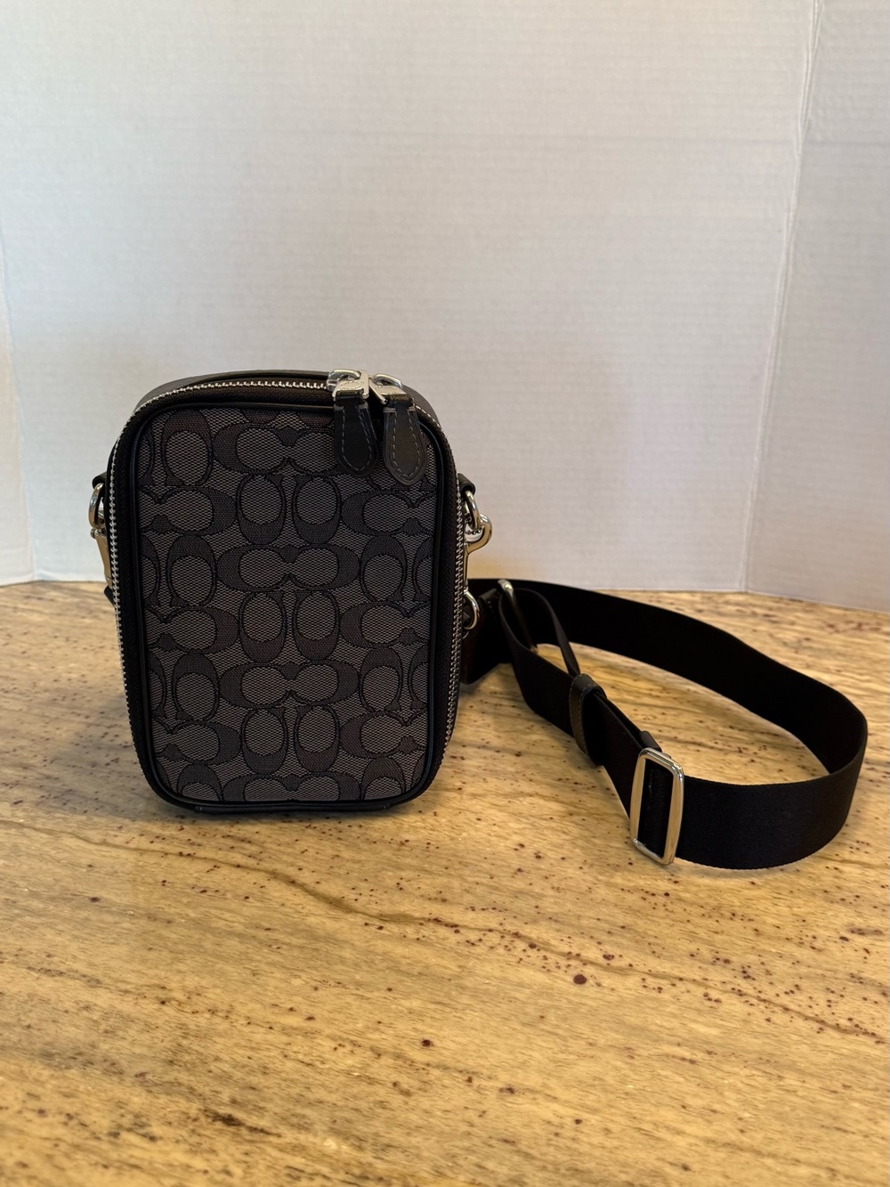 Coach Small Signature Crossbody in Black/Charcoal - Picture 1 of 11